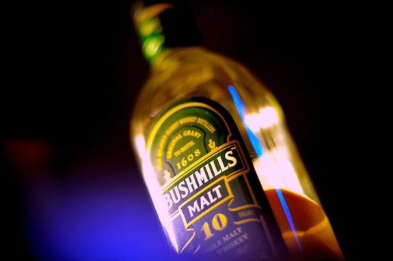 BUSHMILLS 10 ANOS - melhores whiskys do mundo