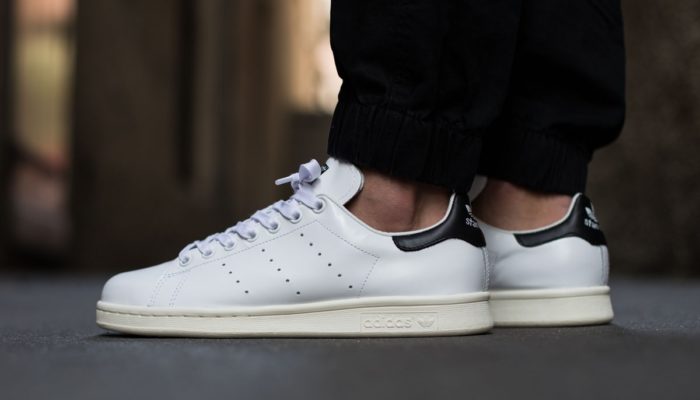 51 Tênis da Adidas com até 50% de desconto (mais 30% de desconto adicional!)