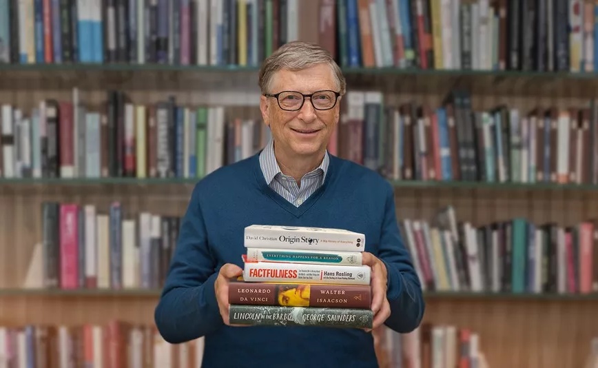 Bill Gates recomenda livros e séries para ocupar (e acalmar) a mente durante a Pandemia